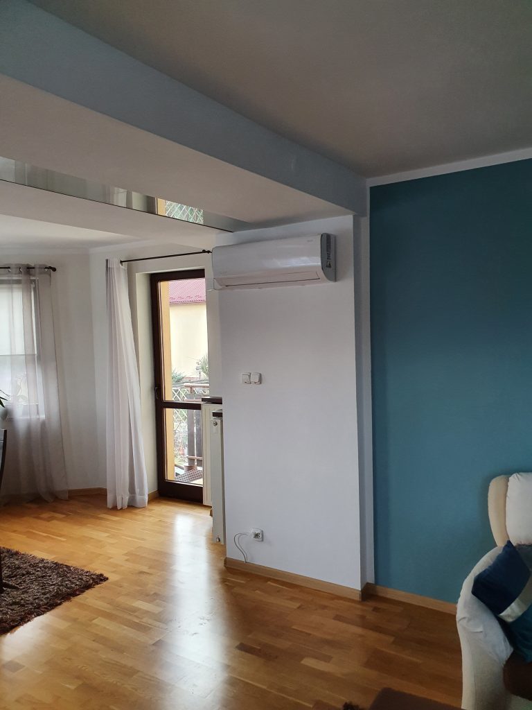 Ścienny montaż klimatyzacji w domu w Brzesku