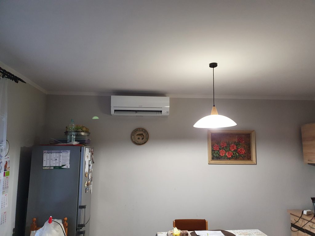 Wewnętrzny montaż klimatyzacji w domu - Bochnia