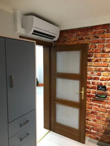 Wewnętrzny montaż klimatyzacji w Brzesku